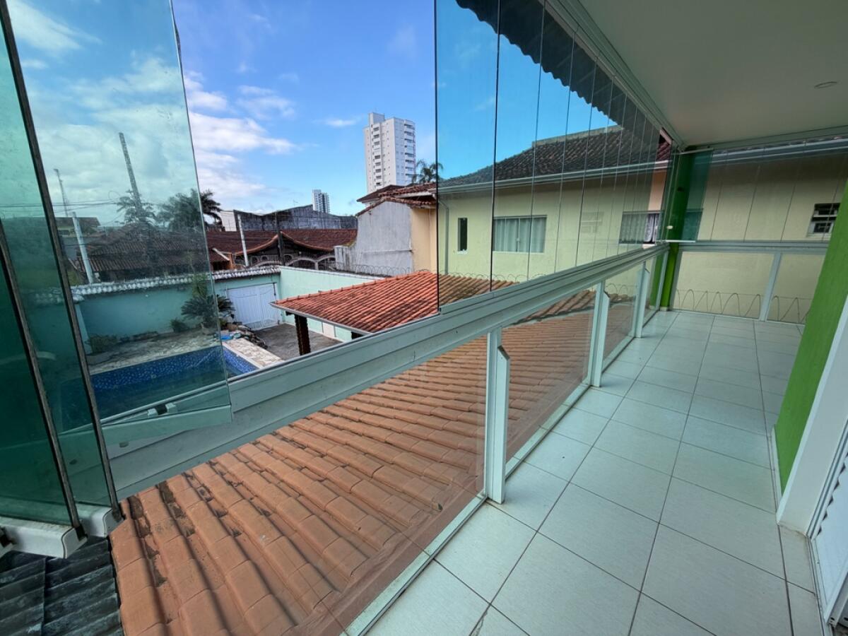Casa com 4 quartos e 133 m² em Solemar, Praia Grande