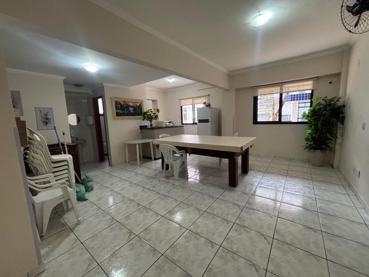 Apartamento com 2 quartos e 92 m² em Vila Guilhermina, Praia Grande