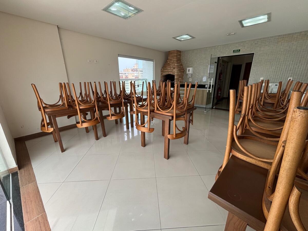 Apartamento com 2 quartos e 107 m² em Vila Guilhermina, Praia Grande