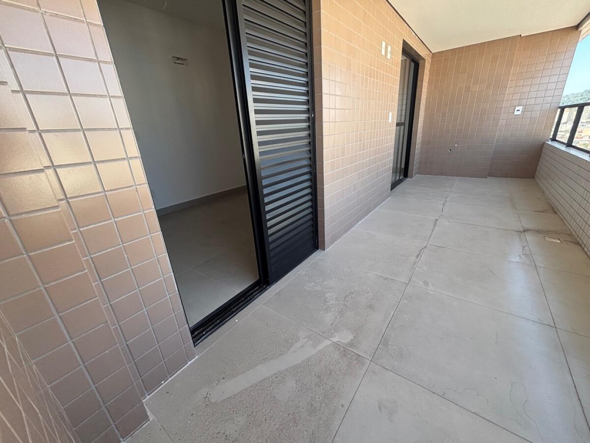 Apartamento com 2 quartos e 76 m² em Vila Guilhermina, Praia Grande