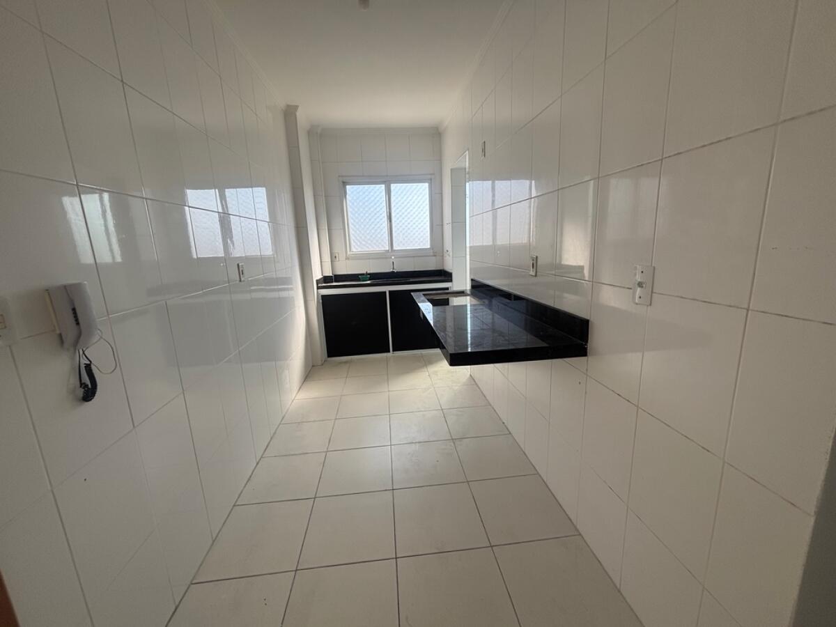 Apartamento com 2 quartos e 60 m² em Vila Guilhermina, Praia Grande