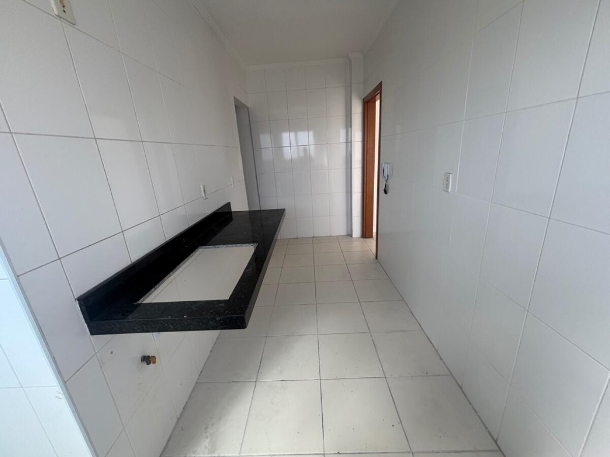 Apartamento com 2 quartos e 60 m² em Vila Guilhermina, Praia Grande