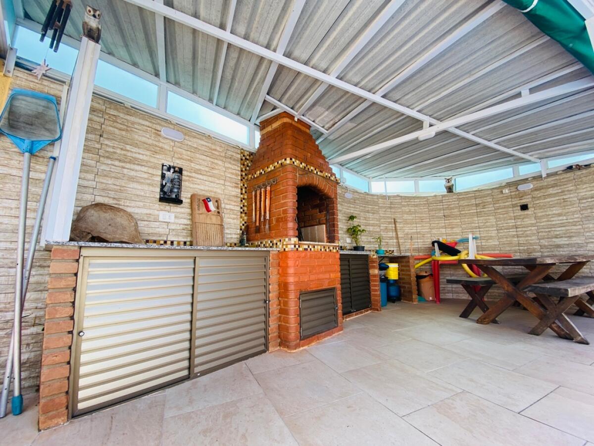 Casa com 4 quartos e 140 m² em Solemar, Praia Grande