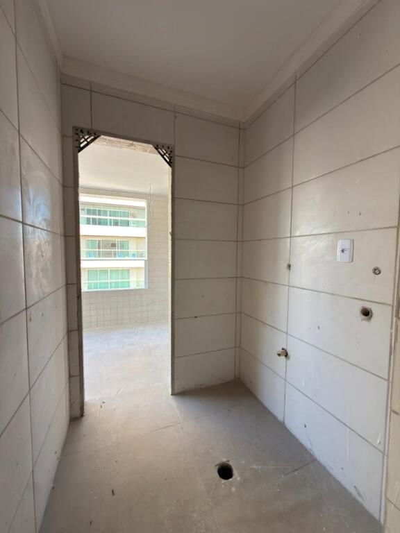 Apartamento com 2 quartos e 85 m² em Vila Tupi, Praia Grande