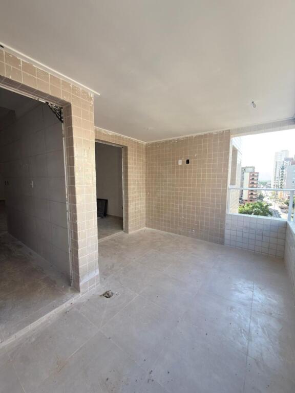Apartamento com 2 quartos e 85 m² em Vila Tupi, Praia Grande
