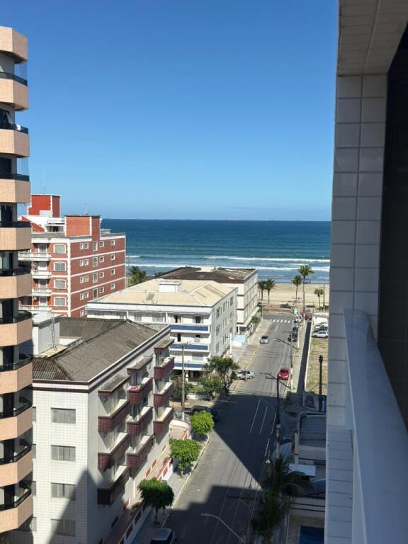 Apartamento com 2 quartos e 85 m² em Vila Tupi, Praia Grande
