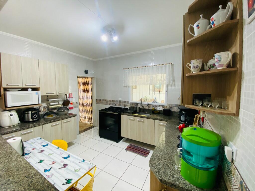Casa com 4 quartos e 267 m² em Vila Caiçara, Praia Grande