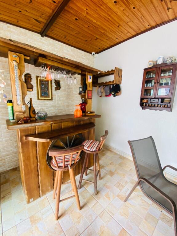 Casa com 4 quartos e 267 m² em Vila Caiçara, Praia Grande