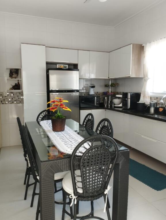 Casa com 3 quartos e 171 m² em Vila Caiçara, Praia Grande