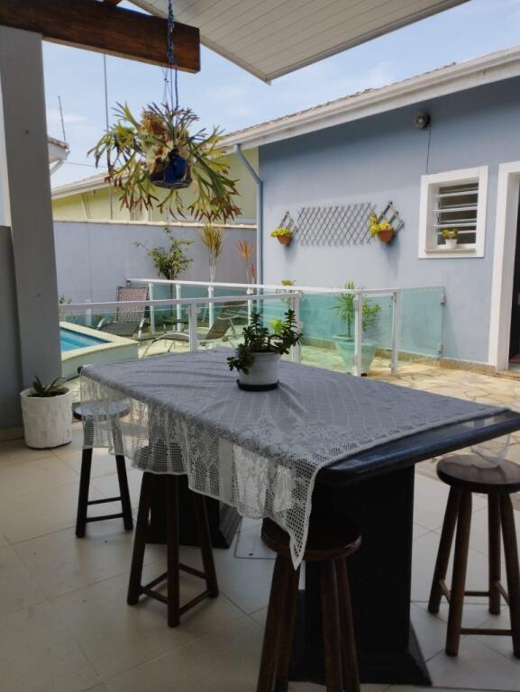 Casa com 3 quartos e 171 m² em Vila Caiçara, Praia Grande