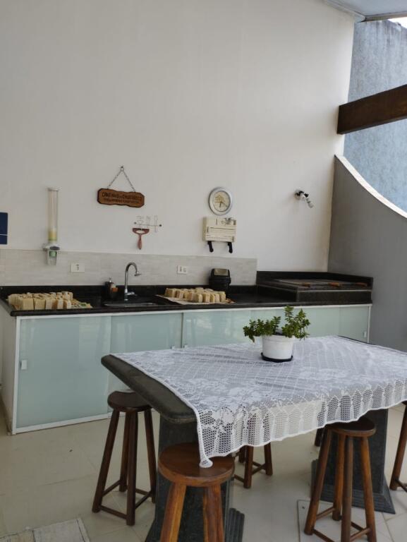 Casa com 3 quartos e 171 m² em Vila Caiçara, Praia Grande