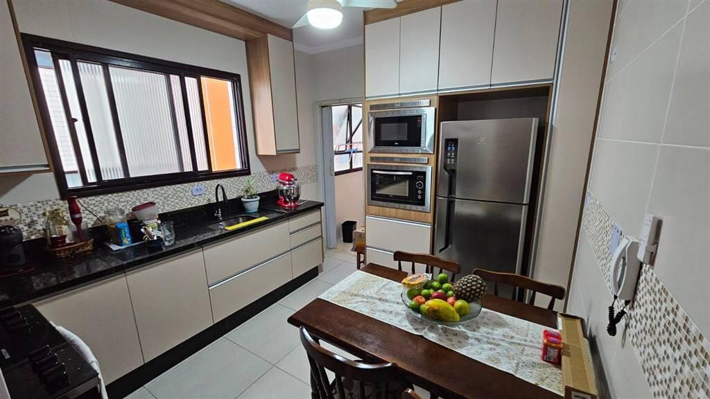 Apartamento com 2 quartos e 70 m² em Vila Caiçara, Praia Grande