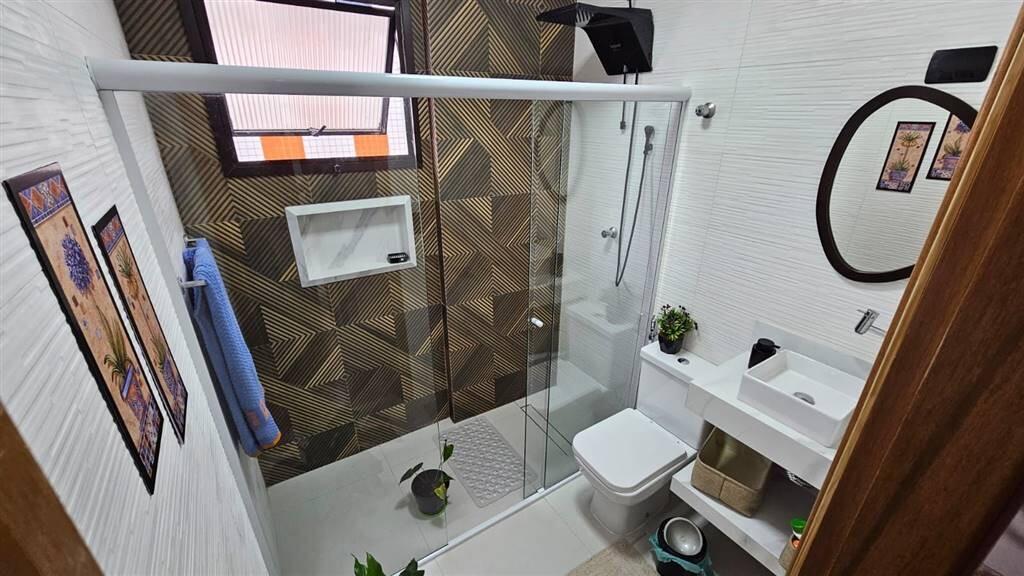 Apartamento com 2 quartos e 70 m² em Vila Caiçara, Praia Grande