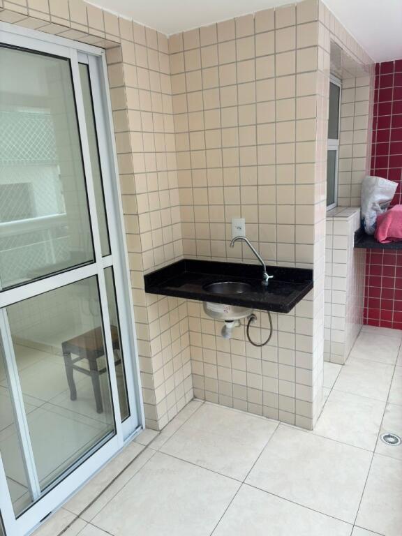 Apartamento com 2 quartos e 63 m² em Vila Caiçara, Praia Grande