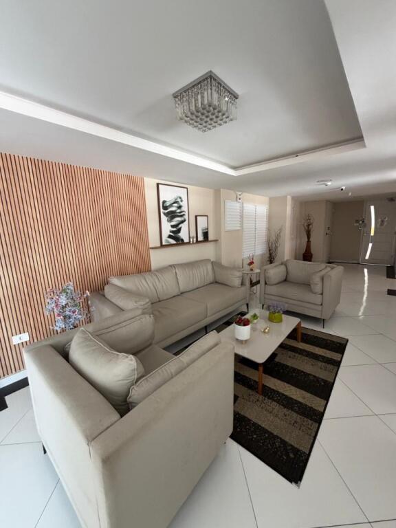 Apartamento com 2 quartos e 65 m² em Vila Caiçara, Praia Grande