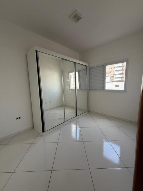 Apartamento com 2 quartos e 65 m² em Vila Caiçara, Praia Grande