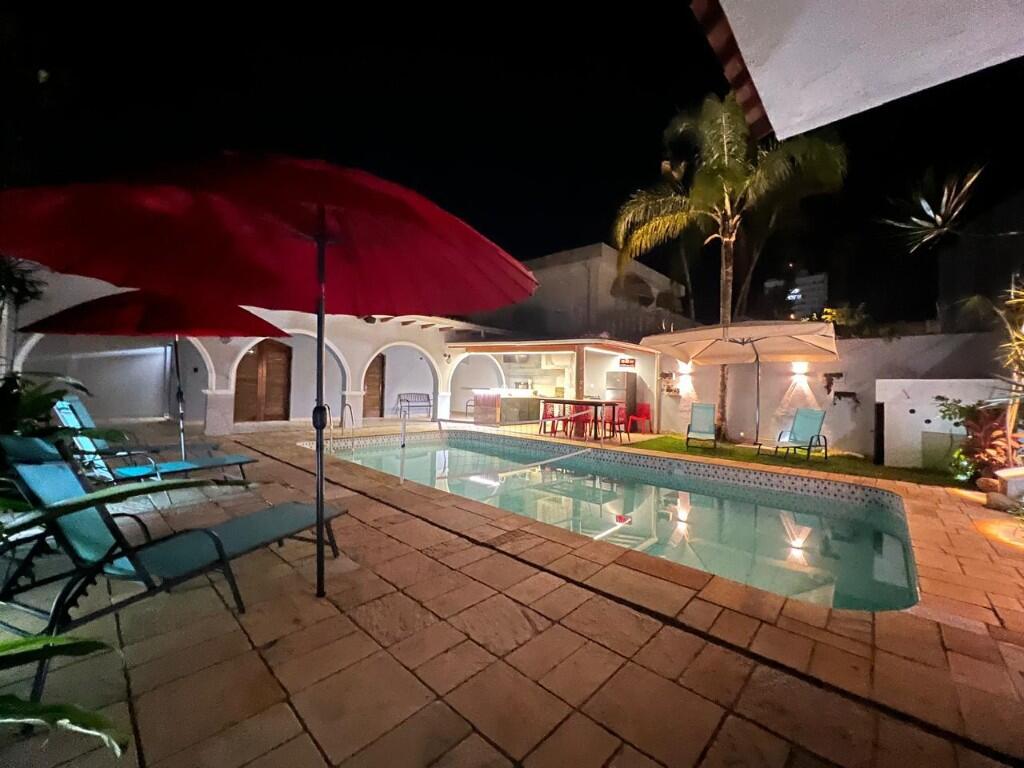 Casa com 4 quartos e 200 m² em Vila Caiçara, Praia Grande