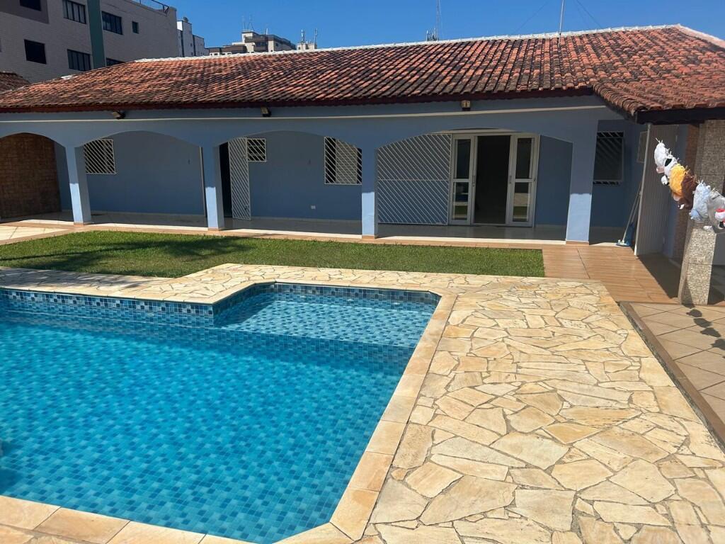 Casa com 2 quartos e 135 m² em Vila Caiçara, Praia Grande