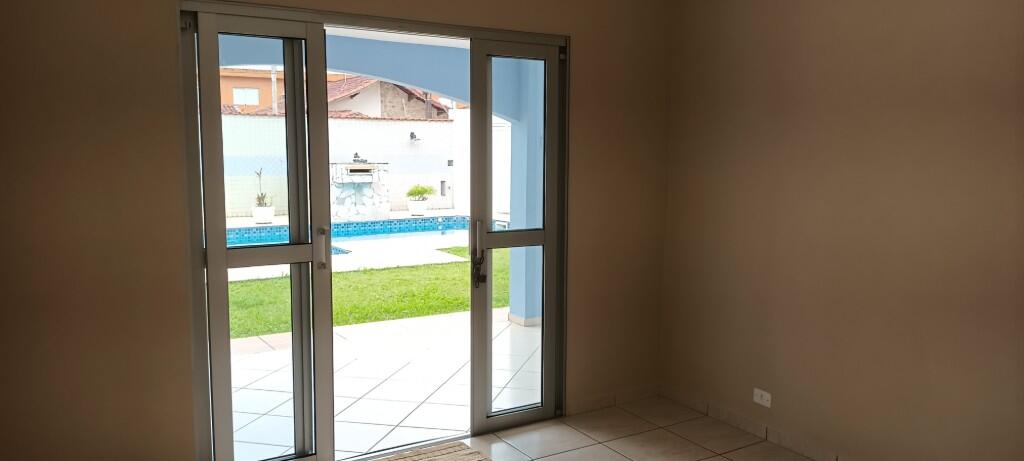 Casa com 2 quartos e 135 m² em Vila Caiçara, Praia Grande