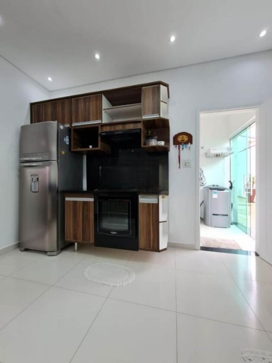 Casa com 4 quartos e 249 m² em Vila Caiçara, Praia Grande