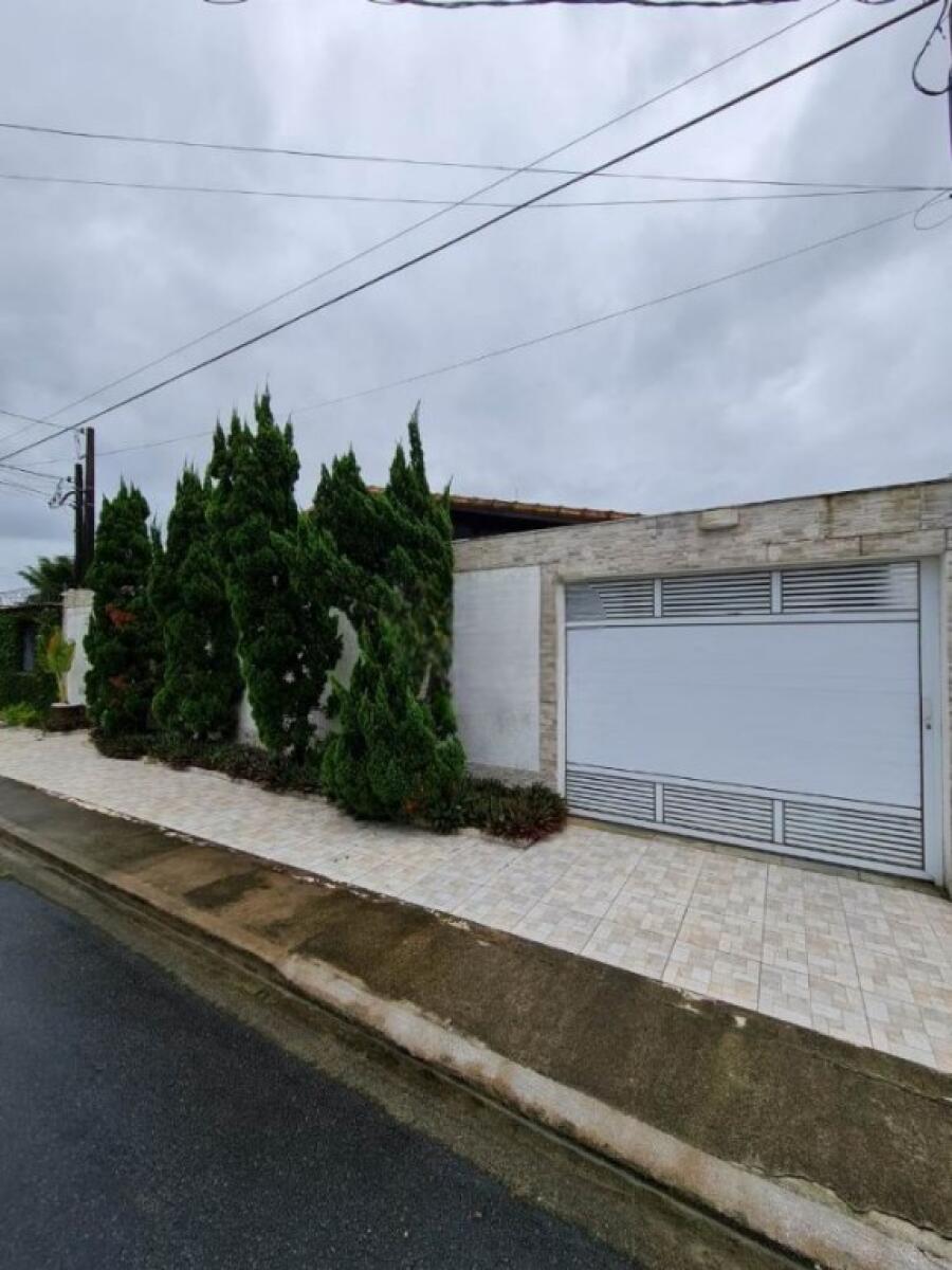 Casa com 4 quartos e 249 m² em Vila Caiçara, Praia Grande