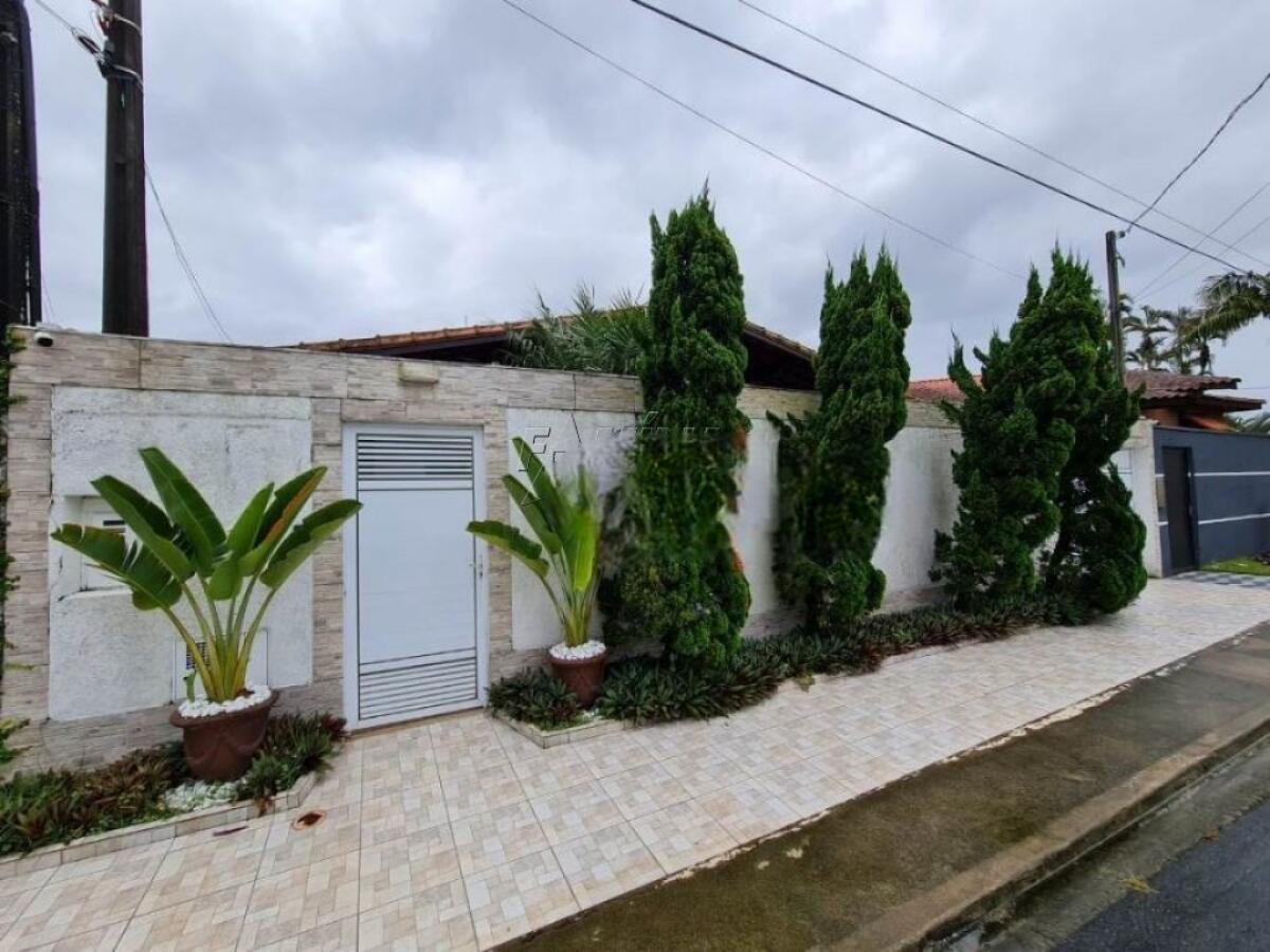 Casa com 4 quartos e 249 m² em Vila Caiçara, Praia Grande