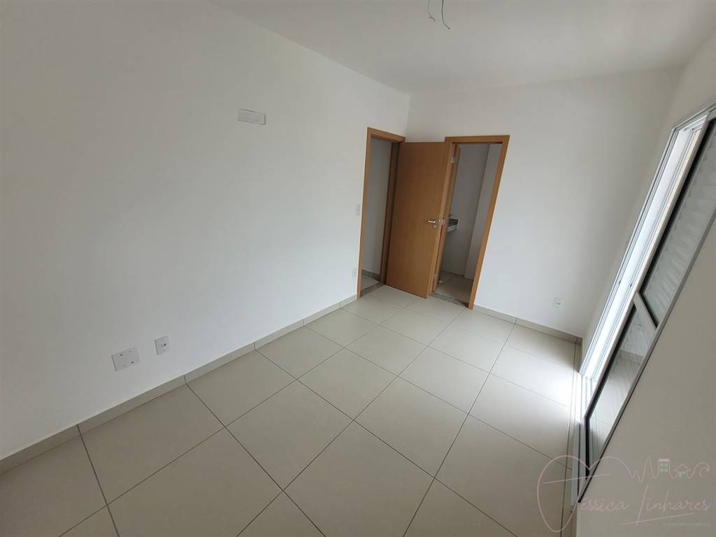 Apartamento com 2 quartos e 69 m² em Vila Tupi, Praia Grande