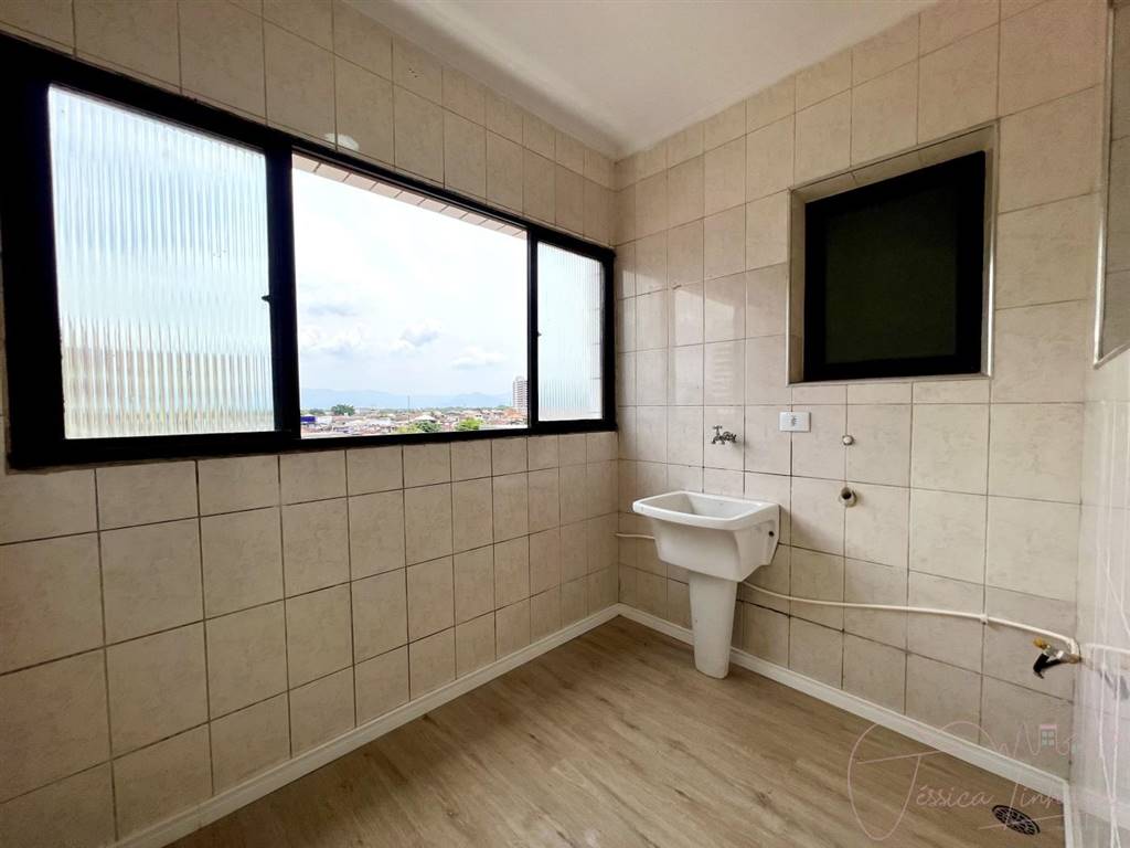Apartamento com 2 quartos e 91 m² em Vila Tupi, Praia Grande