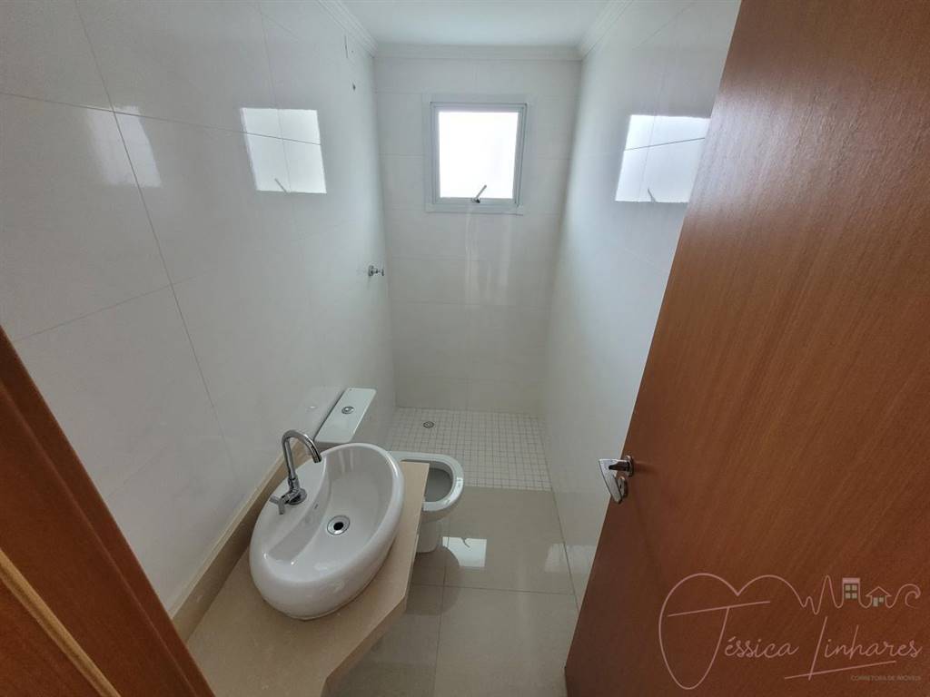 Apartamento com 2 quartos e 82 m² em Vila Tupi, Praia Grande