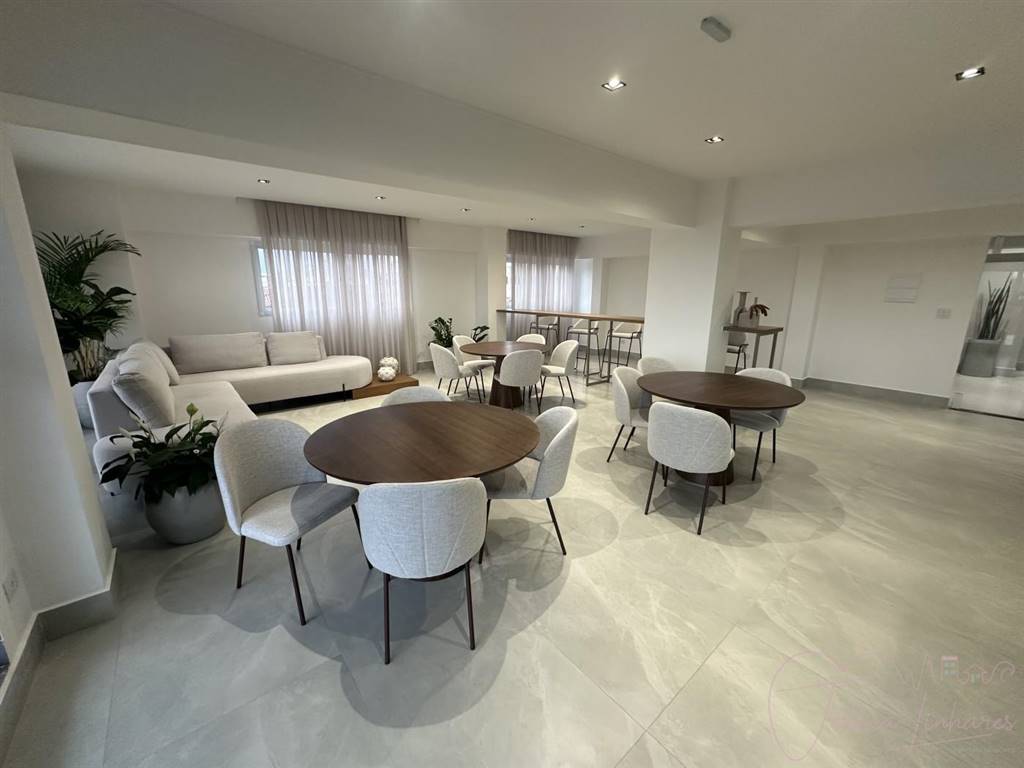 Apartamento com 2 quartos e 74 m² em Vila Tupi, Praia Grande