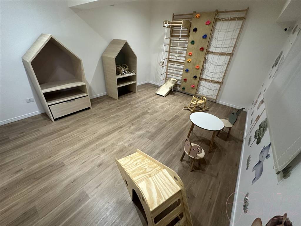 Apartamento com 2 quartos e 74 m² em Vila Tupi, Praia Grande