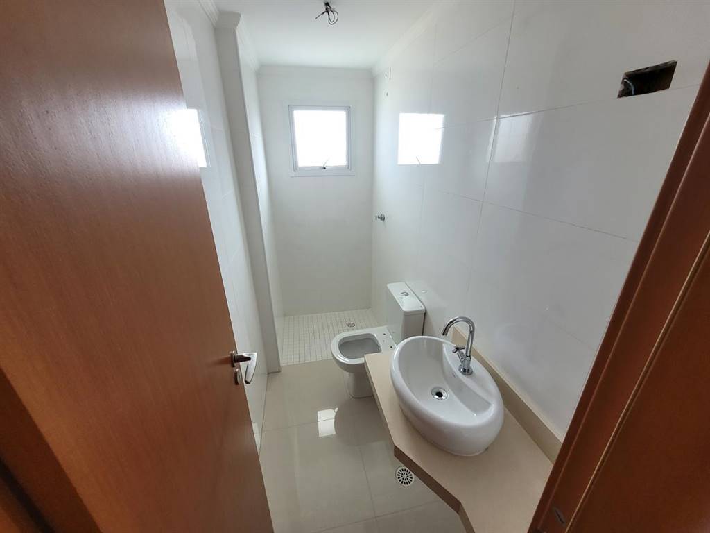 Apartamento com 3 quartos e 123 m² em Vila Tupi, Praia Grande
