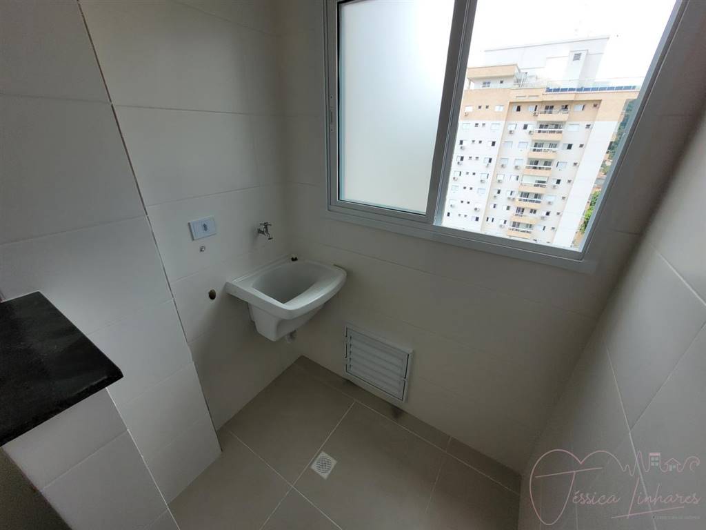 Apartamento com 2 quartos e 68 m² em Vila Tupi, Praia Grande