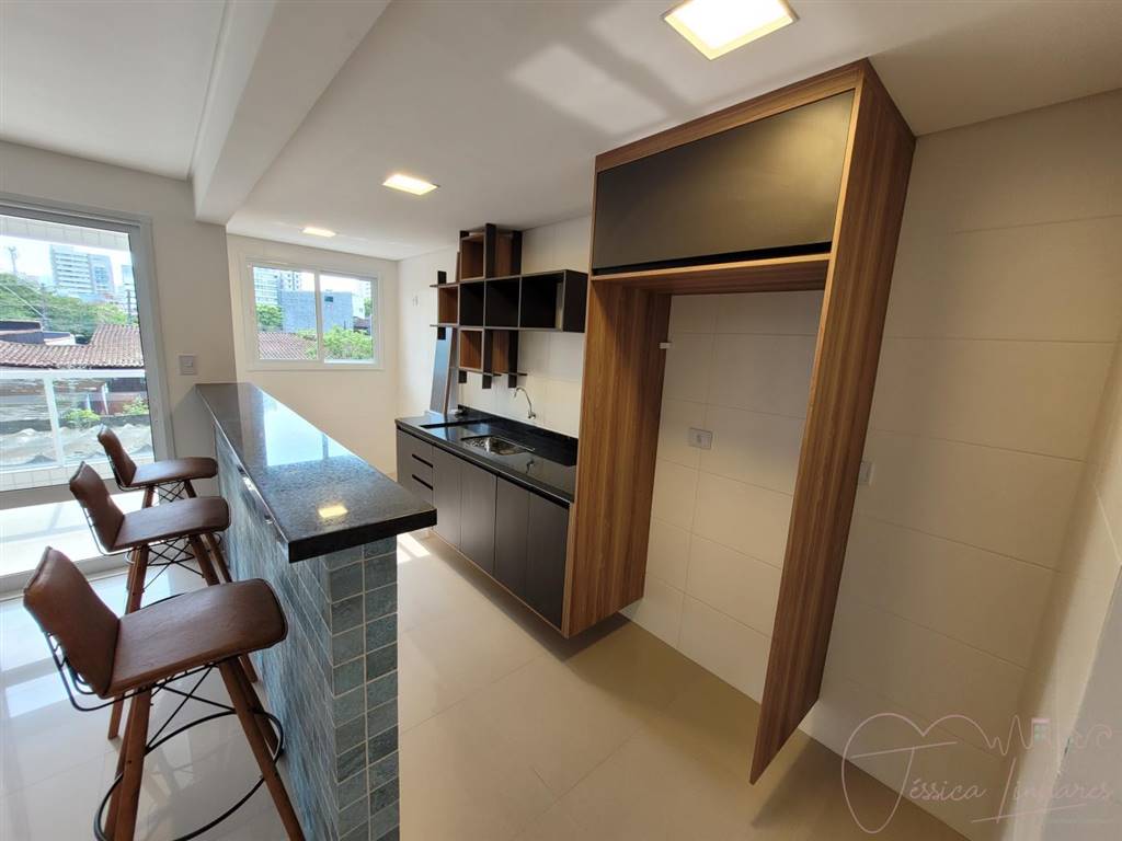 Apartamento com 2 quartos e 68 m² em Vila Tupi, Praia Grande