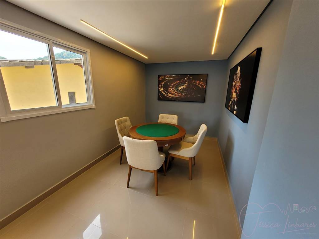 Apartamento com 2 quartos e 68 m² em Vila Tupi, Praia Grande