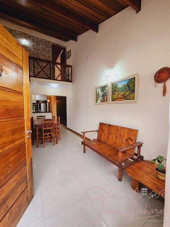 Casa com 3 quartos e 107 m² em Vila Tupi, Praia Grande
