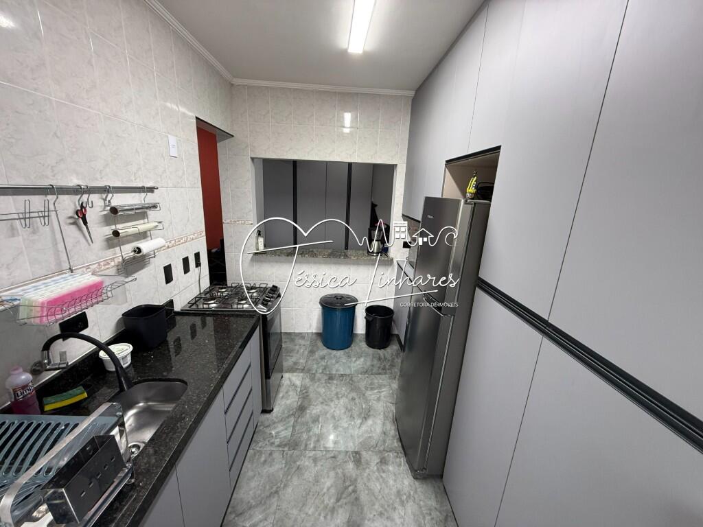Apartamento com 2 quartos e 77 m² em Vila Tupi, Praia Grande
