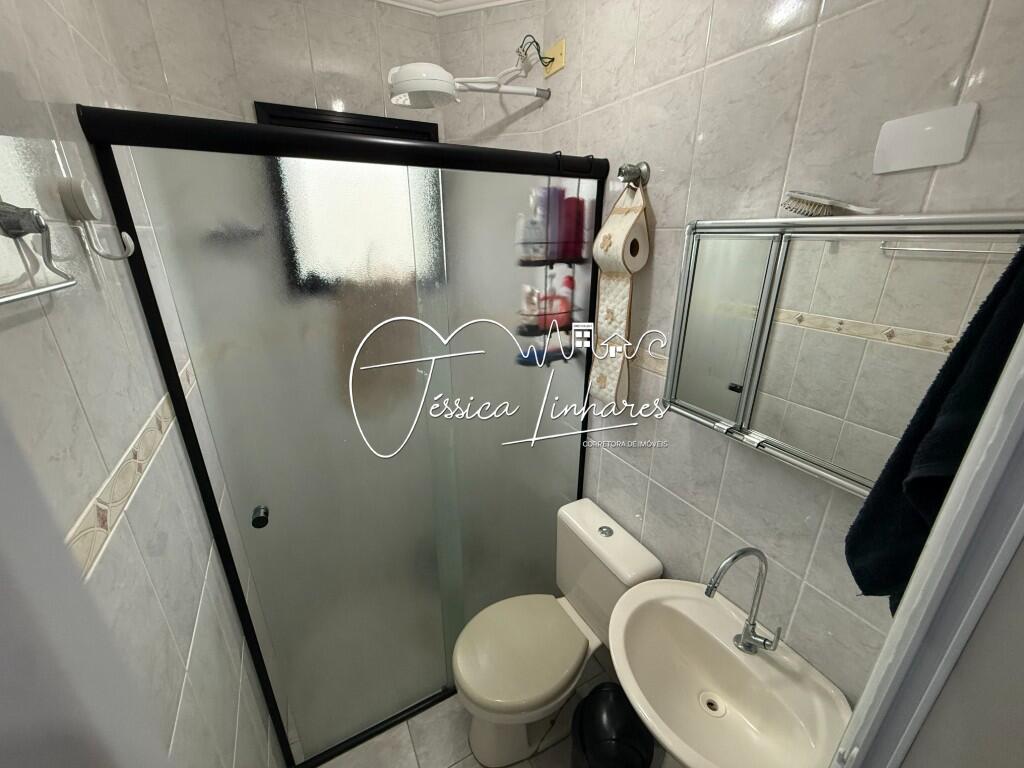 Apartamento com 2 quartos e 77 m² em Vila Tupi, Praia Grande
