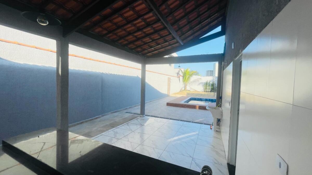 Casa com 3 quartos e 135 m² em Real, Praia Grande