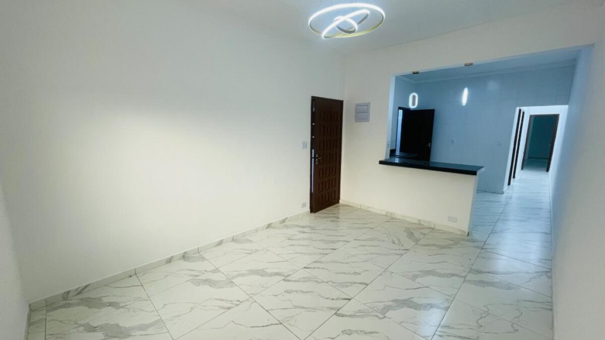Casa com 3 quartos e 135 m² em Real, Praia Grande