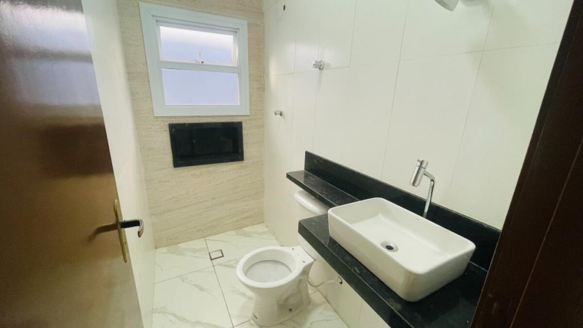 Casa com 3 quartos e 135 m² em Real, Praia Grande