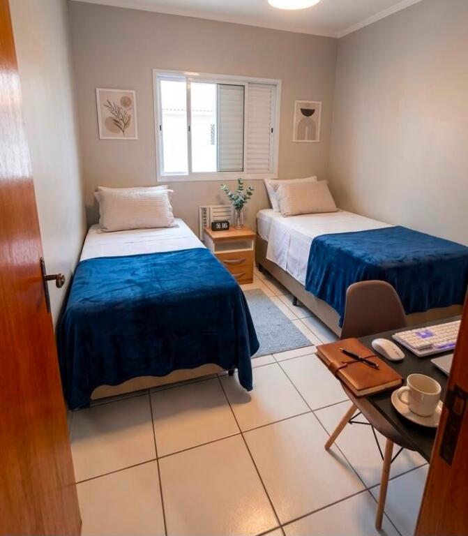 Apartamento com 2 quartos e 65 m² em Vila Tupi, Praia Grande