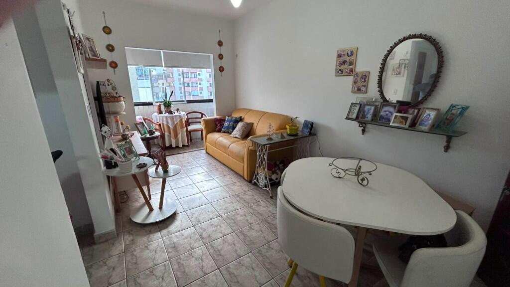 Apartamento com 1 quarto e 54 m² em Vila Tupi, Praia Grande