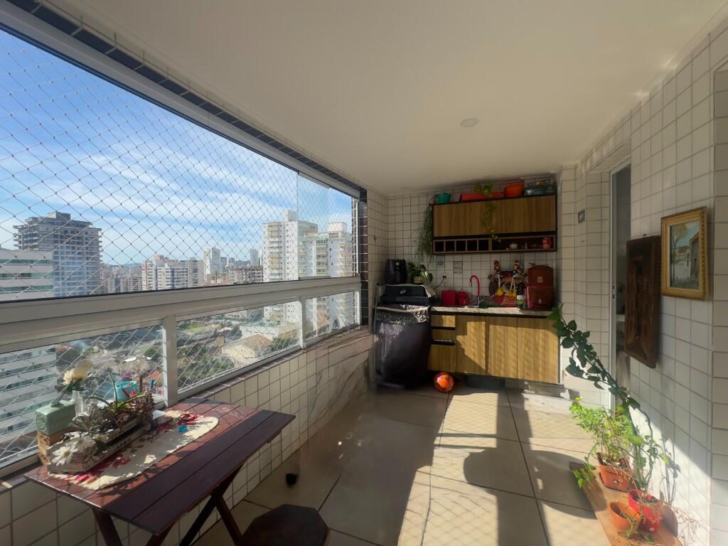 Apartamento com 2 quartos e 77 m² em Vila Tupi, Praia Grande