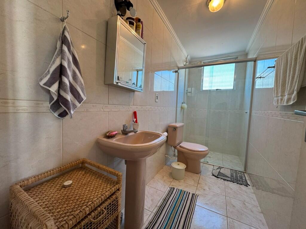 Apartamento com 2 quartos e 86 m² em Vila Tupi, Praia Grande