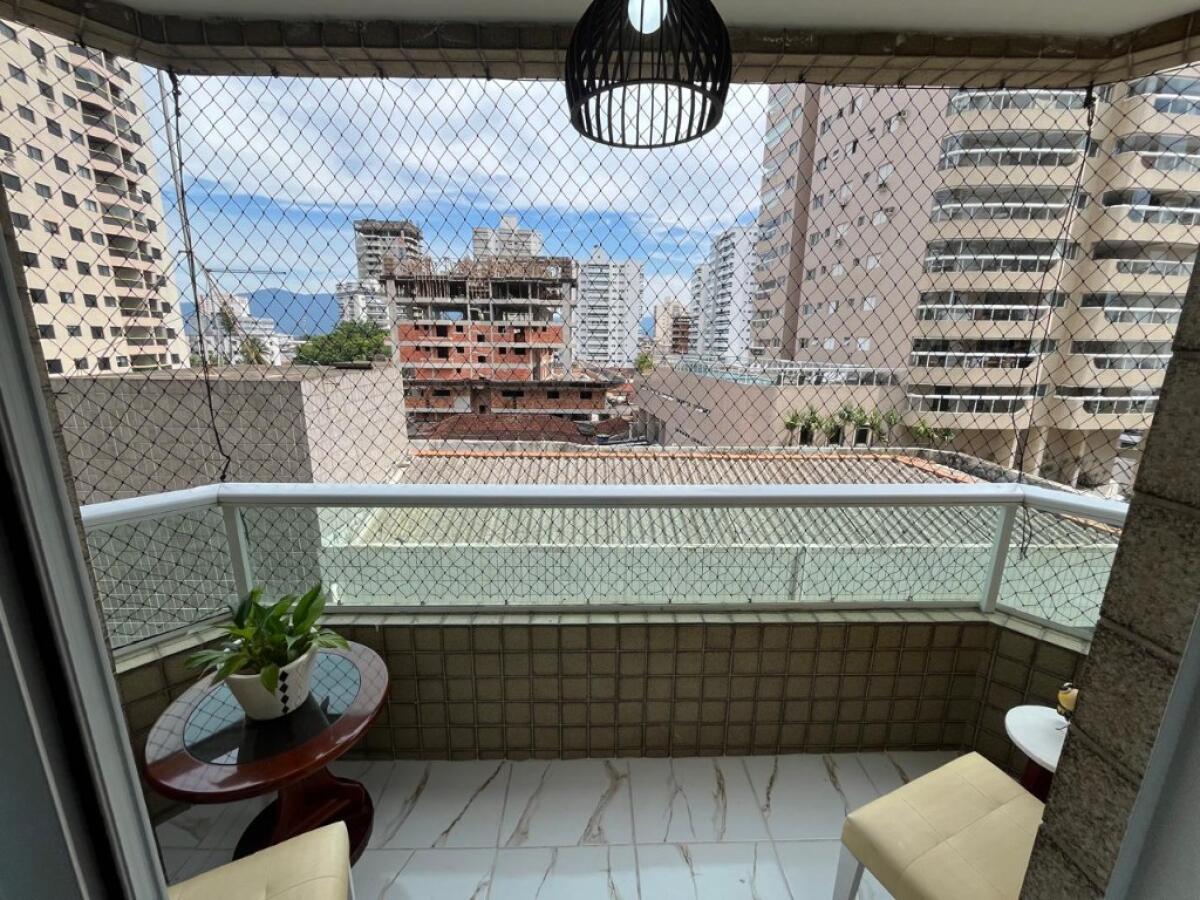 Apartamento com 1 quarto e 54 m² em Vila Tupi, Praia Grande