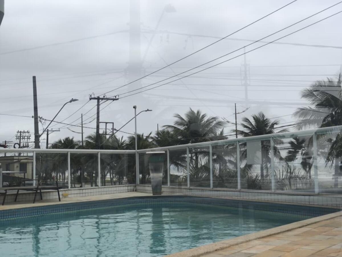 Apartamento com 1 quarto e 54 m² em Vila Tupi, Praia Grande