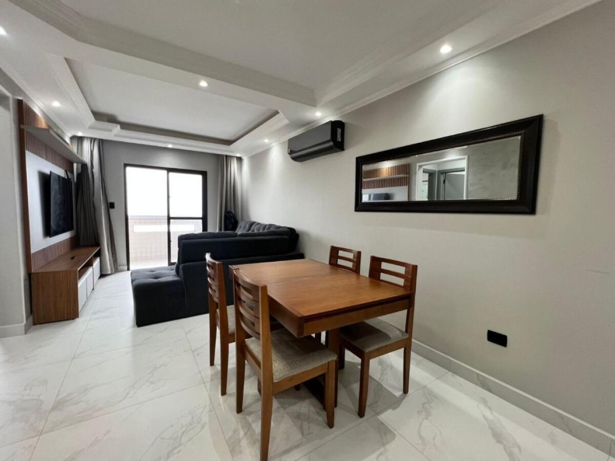 Apartamento com 2 quartos e 72 m² em Vila Tupi, Praia Grande