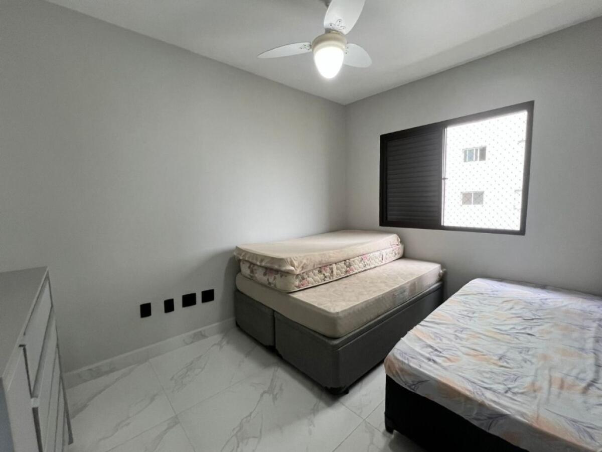 Apartamento com 2 quartos e 72 m² em Vila Tupi, Praia Grande