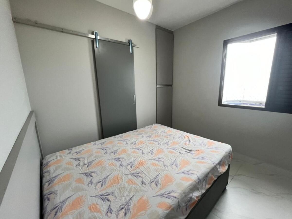 Apartamento com 2 quartos e 72 m² em Vila Tupi, Praia Grande